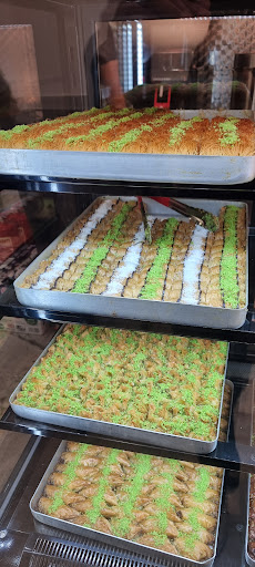 Photo of Fresh Shawarma & Naan - 106 Dunstable Rd, Luton LU1 1EW